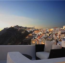3 Bedroom Villa with Jacuzzi in Fira on Santorini, Sleeps 6